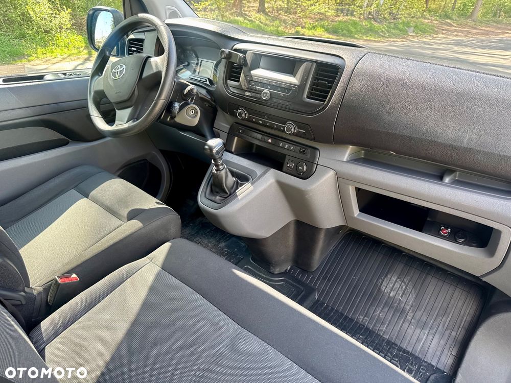 Toyota ProAce Kombi D-4D Long 2,7t - 32