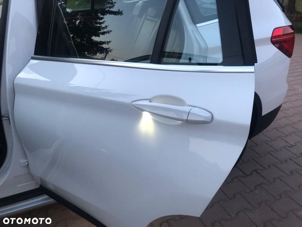 BMW X1 sDrive18d xLine - 21