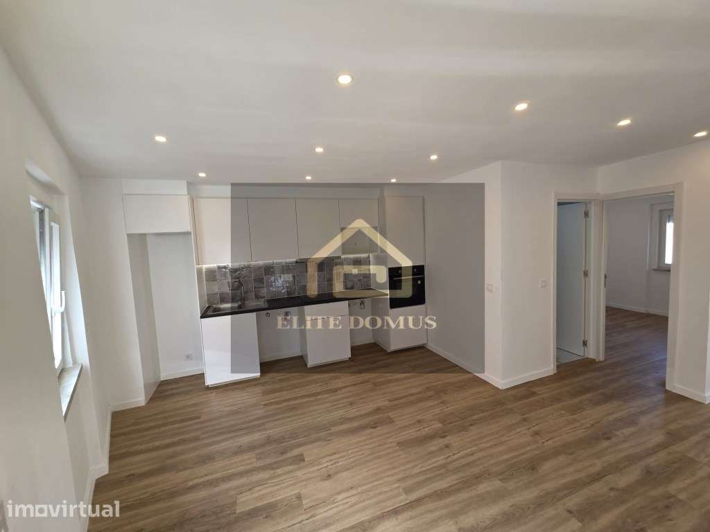 T2 Totalmente Remodelado - Forte da Casa - Grande imagem: 2/7