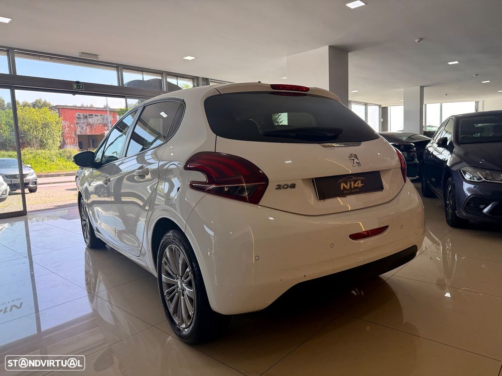 Peugeot 208 1.5 BlueHDi Signature - 5