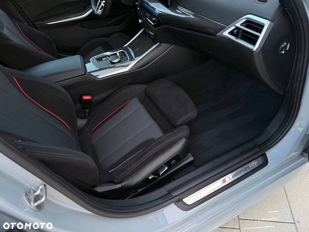 BMW Seria 3 320d xDrive M Sport sport - 28