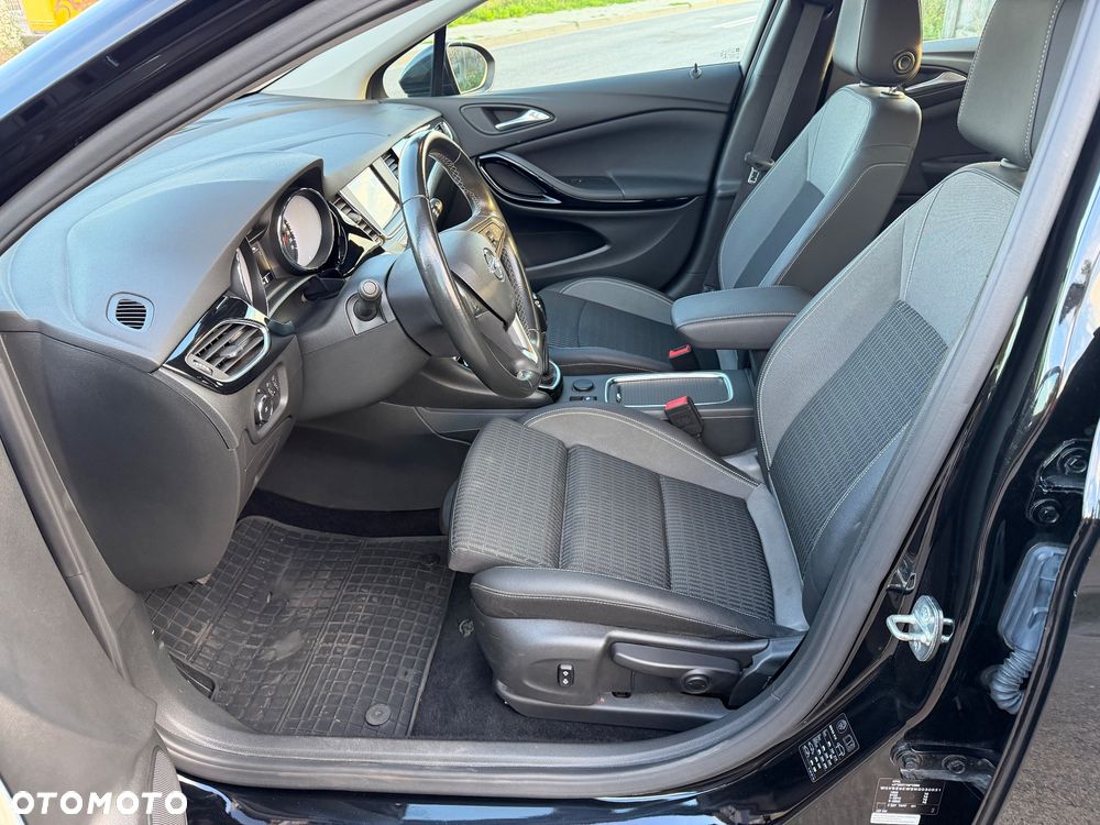 Opel Astra 1.2 T Elegance S&S - 18