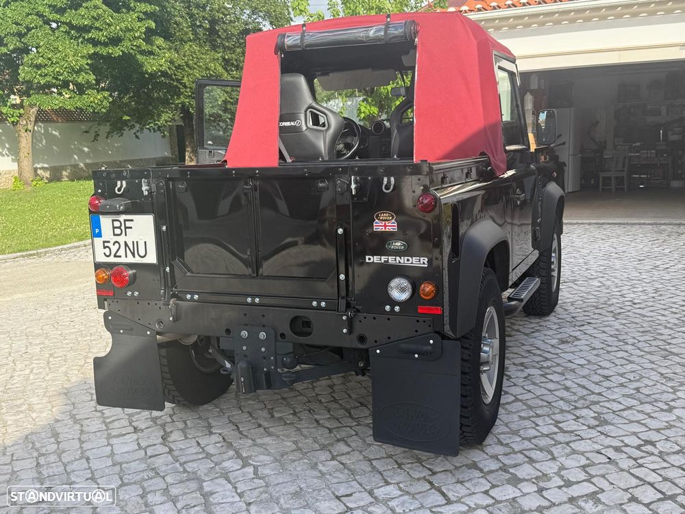 Land Rover Defender 90 DPF Soft Top E - 6