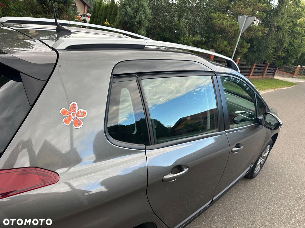 Peugeot 2008 - 8