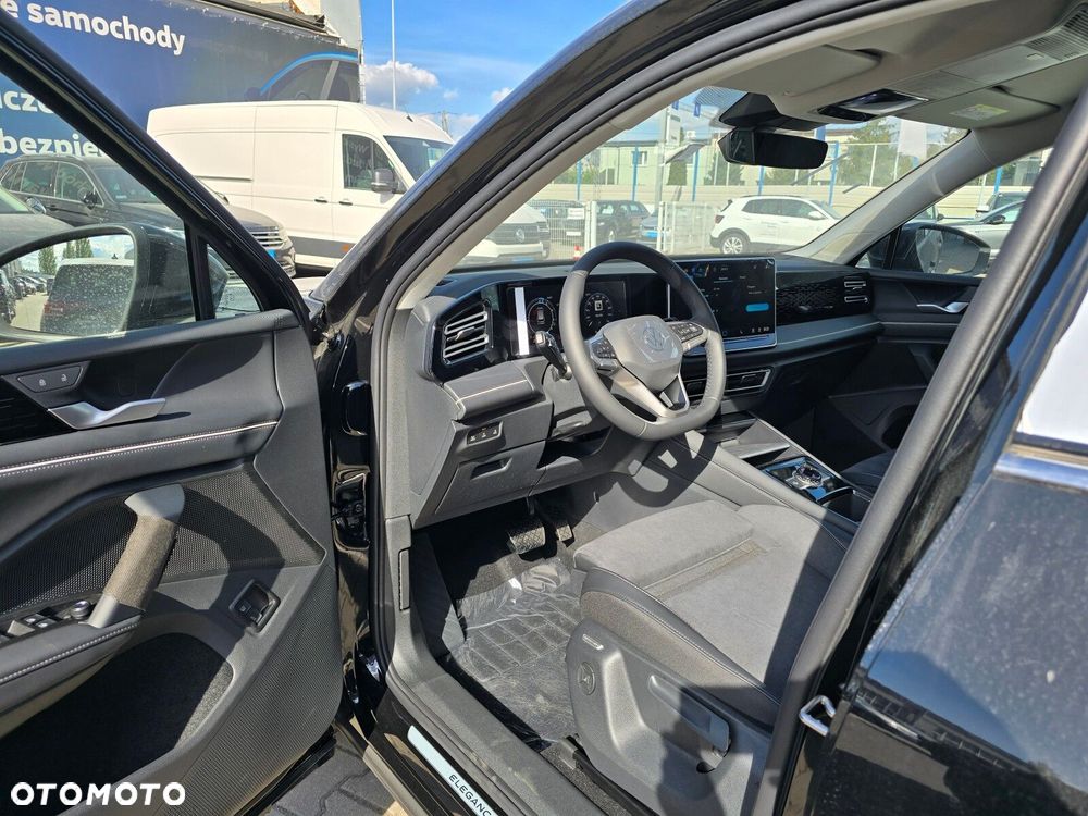 Volkswagen Tiguan - 8