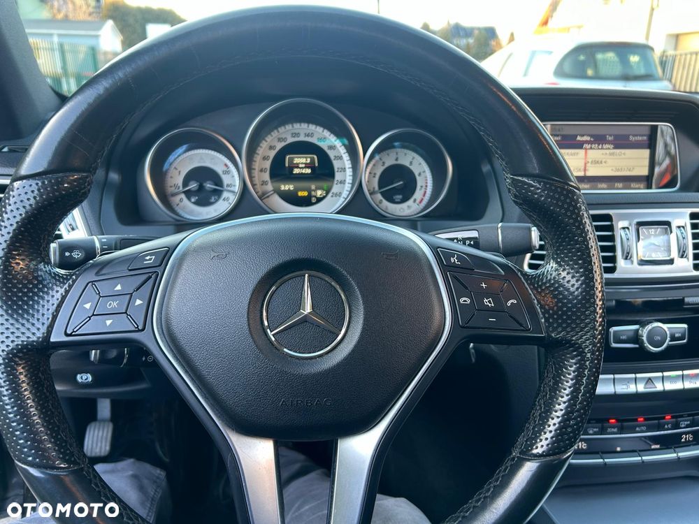 Mercedes-Benz Klasa E - 17