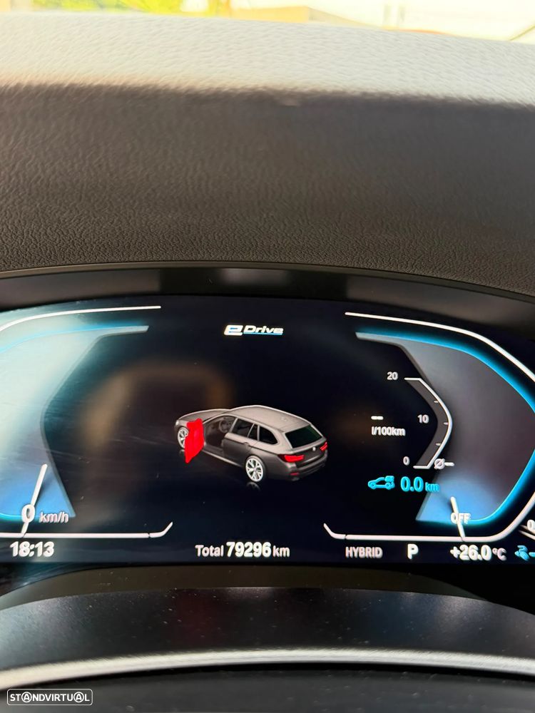 BMW 530 e Pack Desportivo M - 17