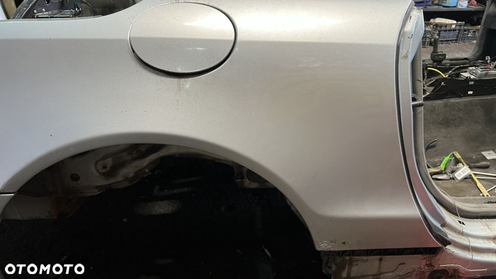 Błotnik tył tylny prawy lewy ćwiartka tylna prawa lewa OE Mercedes SL R230 W230 kolor C762 - 12