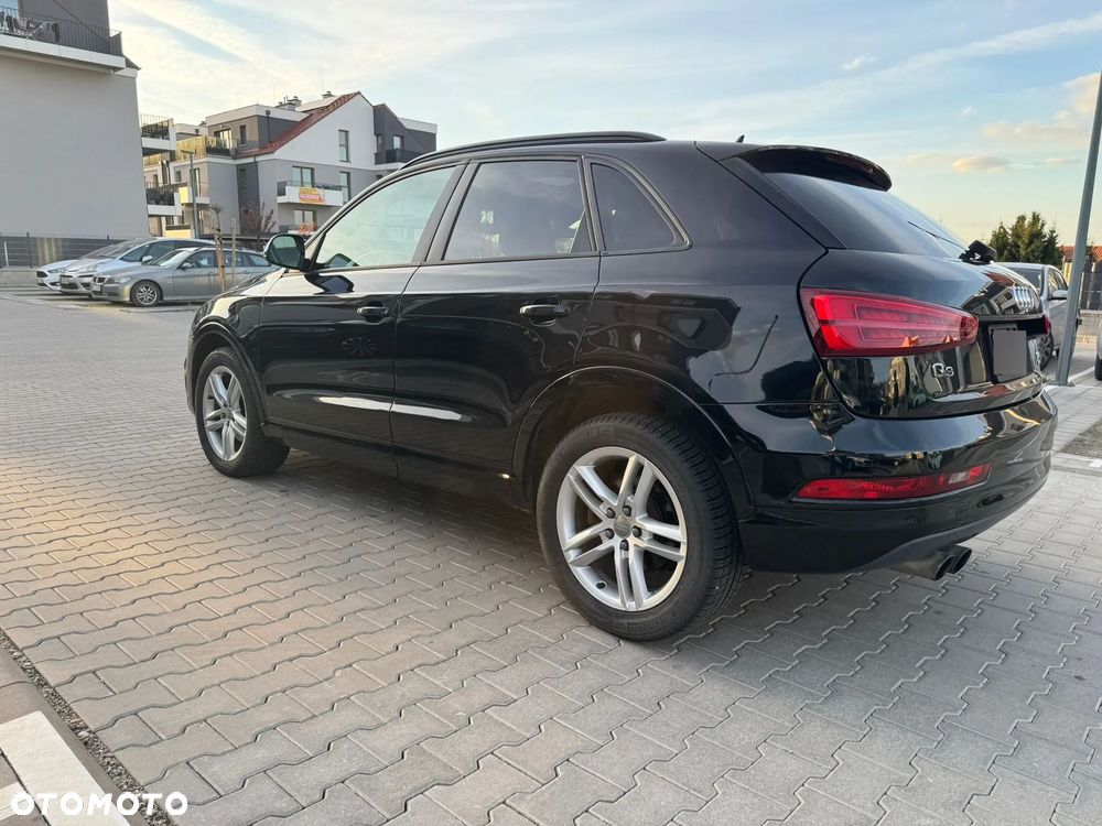 Audi Q3 40 TFSI Quattro S tronic - 4