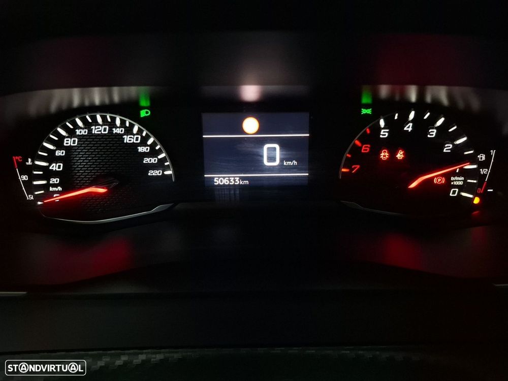 Peugeot 208 1.2 PureTech Active - 15