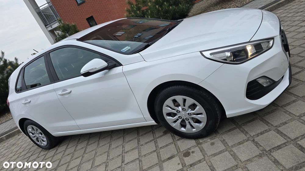 Hyundai i30 1.4 Comfort - 5