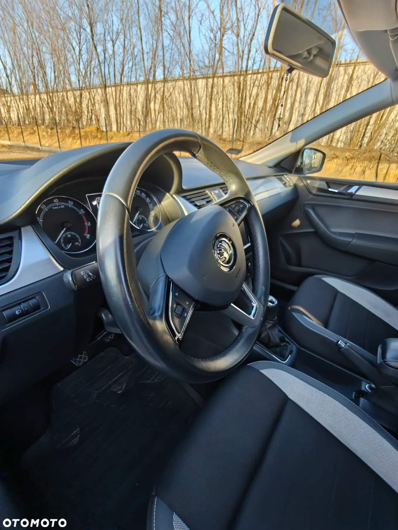 Skoda RAPID 1.0 TSI Ambition - 19