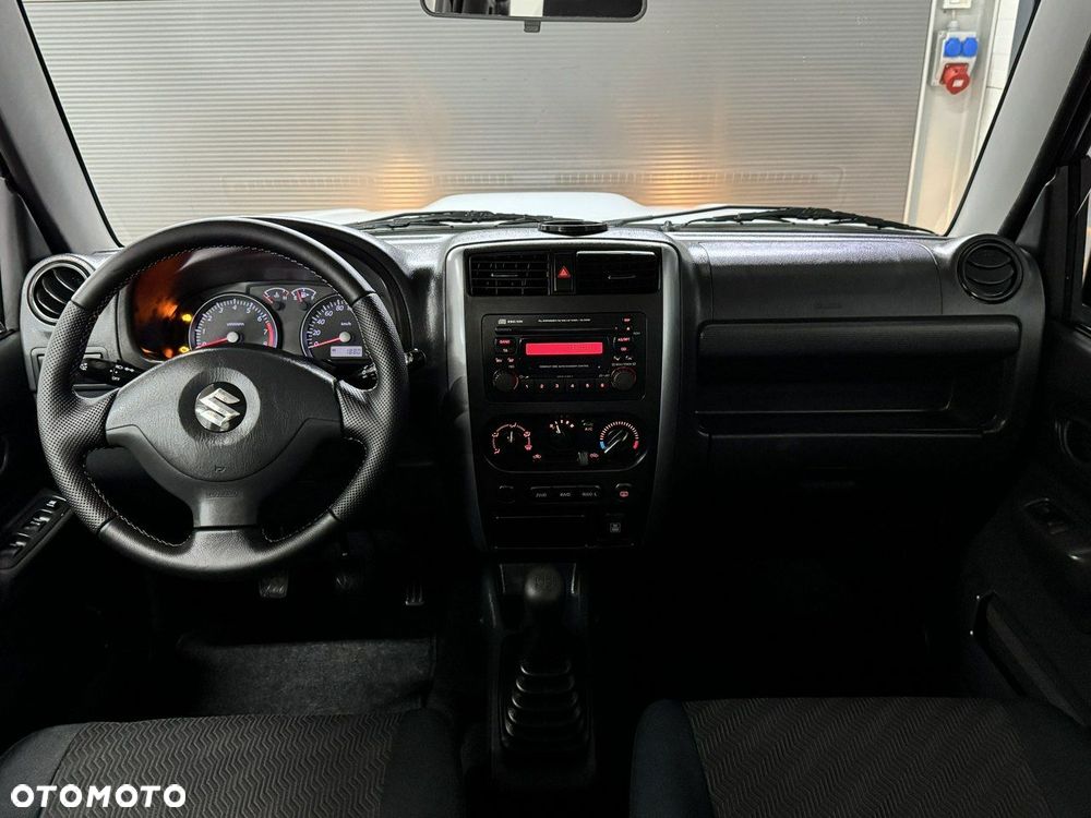 Suzuki Jimny - 11