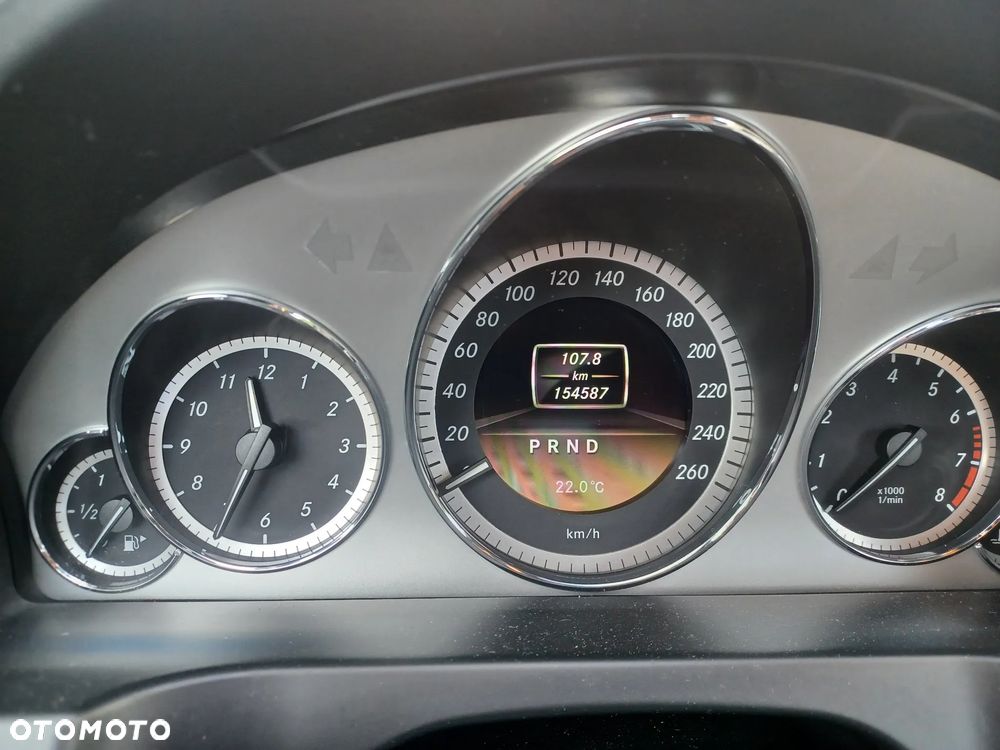 Mercedes-Benz Klasa E - 30