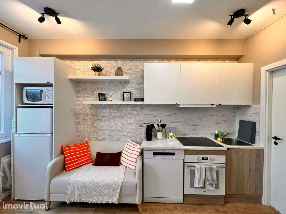 Apartamento com 1 quartos - localizado em Cedofeita Porto - Grande imagem: 3/16