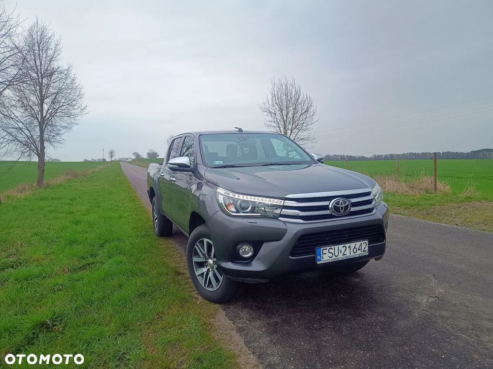 Toyota Hilux 2.4 D-4D Double Cab Selection 4x4 - 1