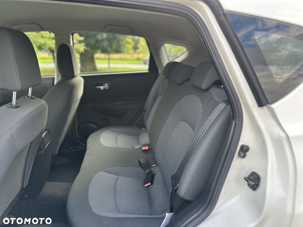 Nissan Qashqai 1.6 I-Way - 12
