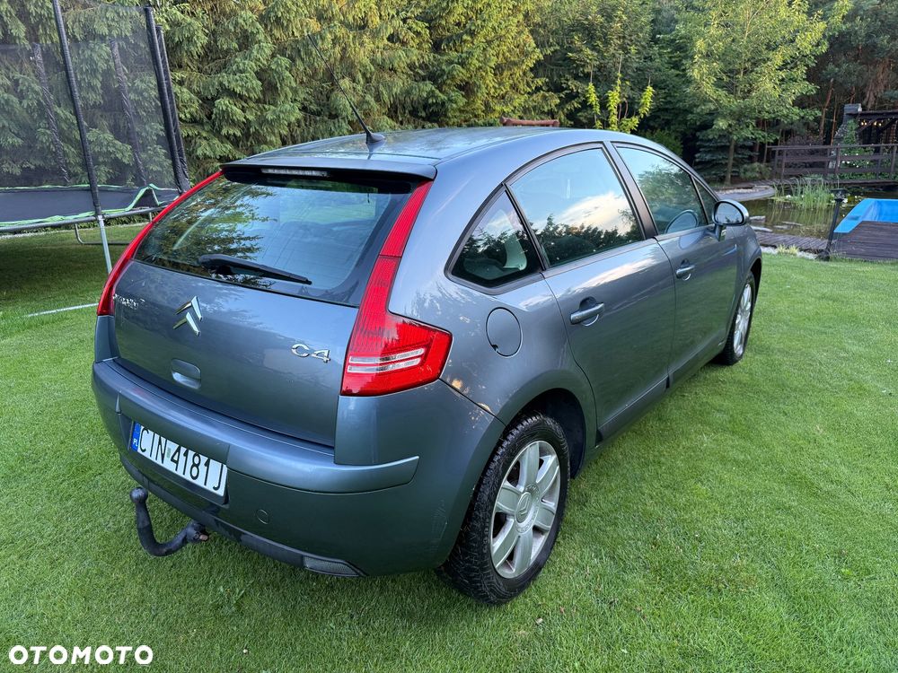Citroën C4 1.6 16V Magic - 3