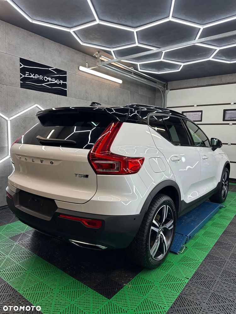 Volvo XC 40 T5 AWD Geartronic R-Design - 5