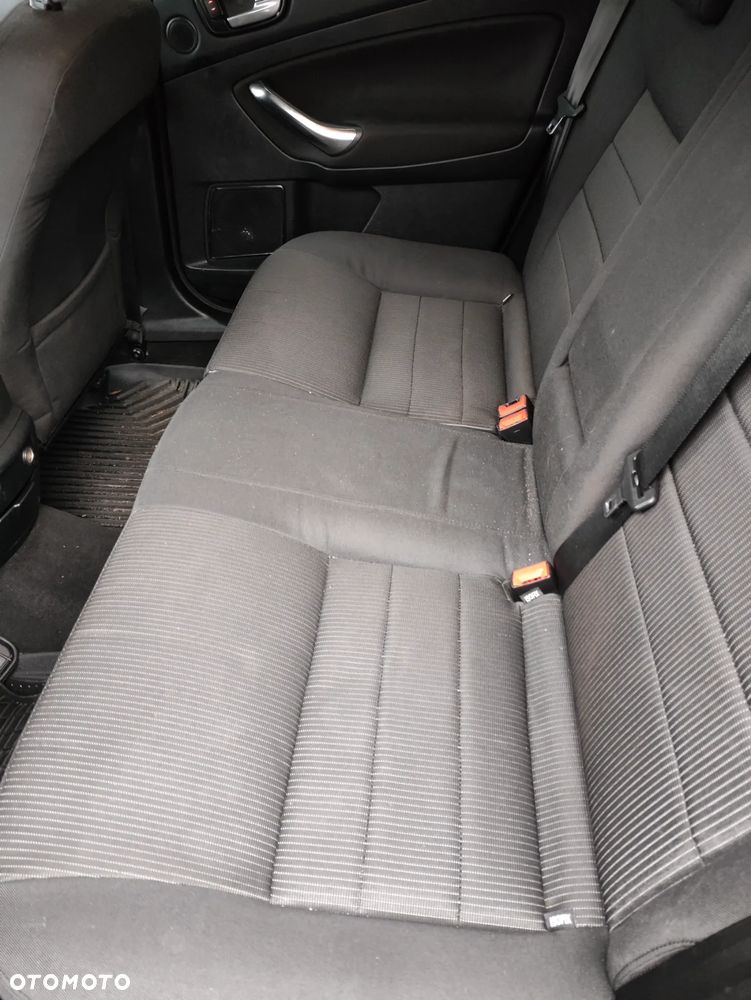 Ford Mondeo 2.0 TDCi Titanium - 8