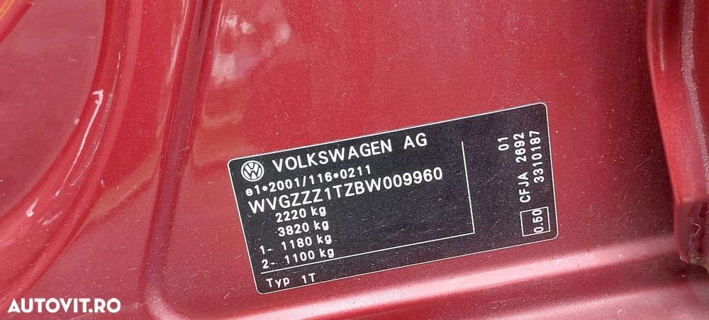 Volkswagen Touran - 11