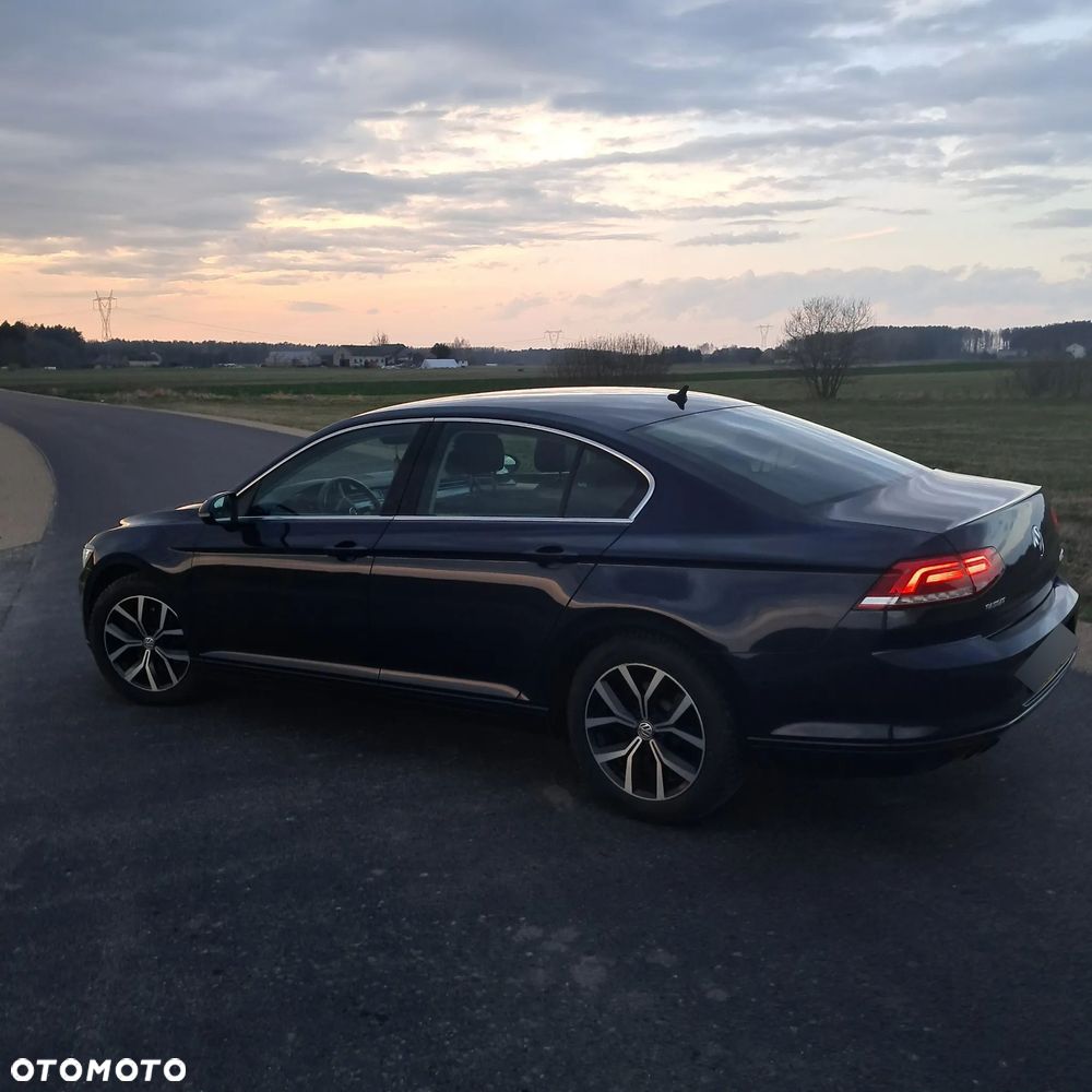 Volkswagen Passat 1.8 TSI BMT Comfortline - 13