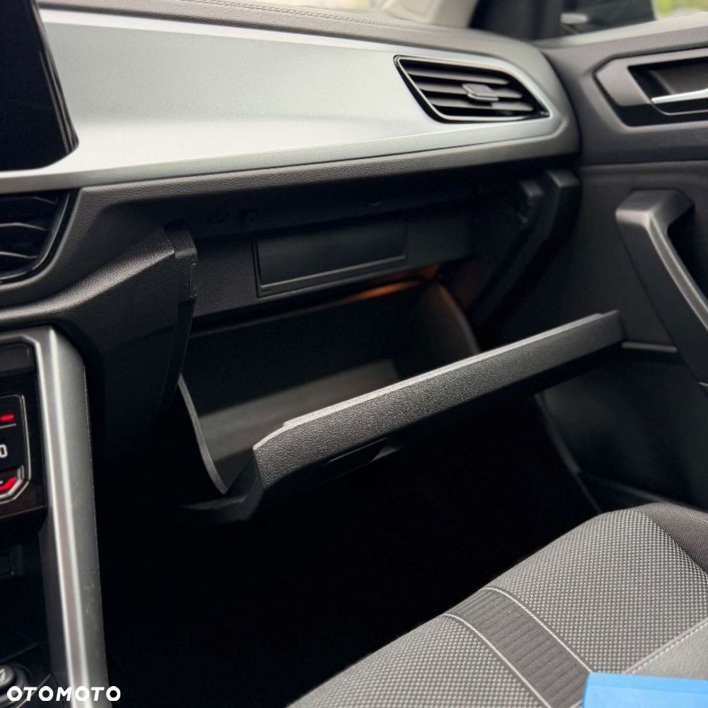 Volkswagen T-Roc - 40