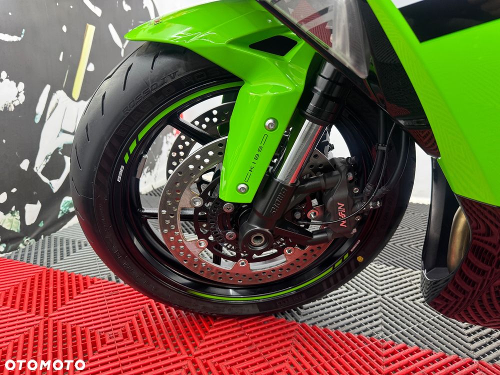 Kawasaki ZX - 9