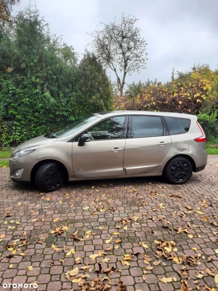 Renault Grand Scenic - 3