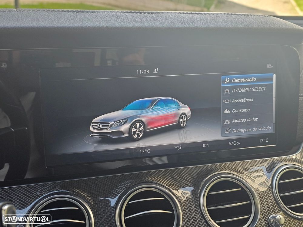 Mercedes-Benz E 350 d AMG 4-Matic - 31