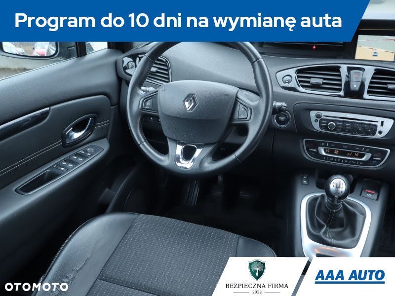 Renault Scenic - 9