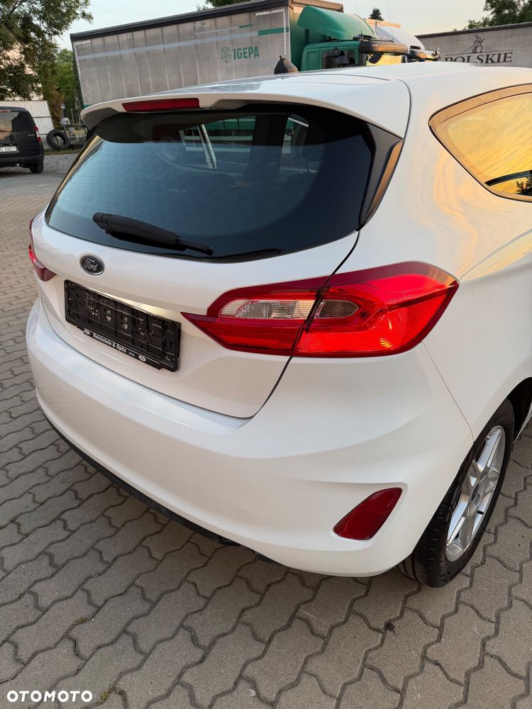 Ford Fiesta 1.1 S&S TREND - 24