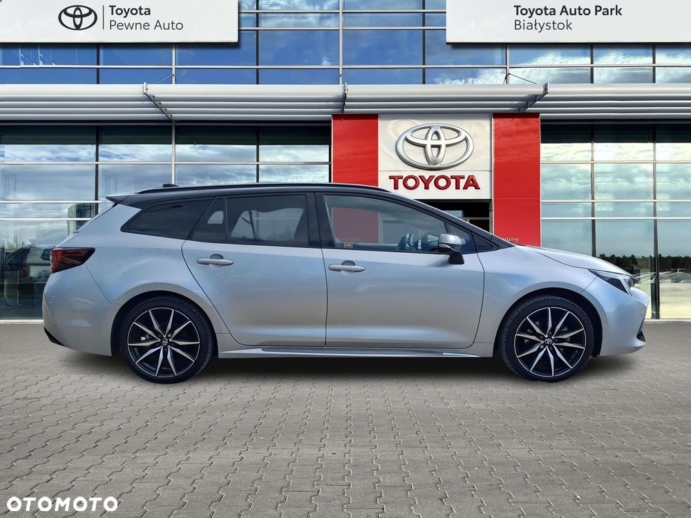 Toyota Corolla 2.0 Hybrid GR Sport Dynamic - 6