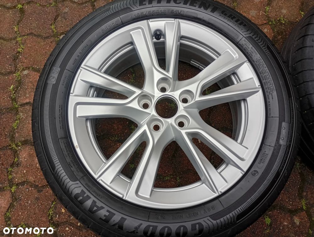 Skoda Fabia Rapid Scala 195/55/16 Kamiq 5 x 100 lato 2022 - 10