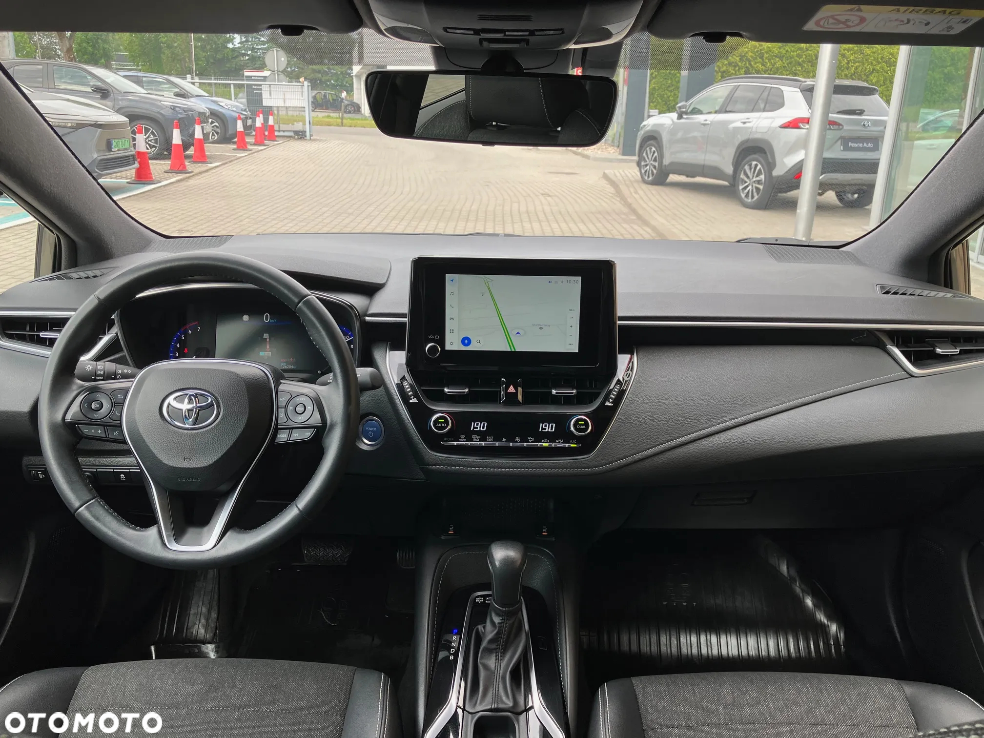 Toyota Corolla 1.8 Hybrid Comfort - 19