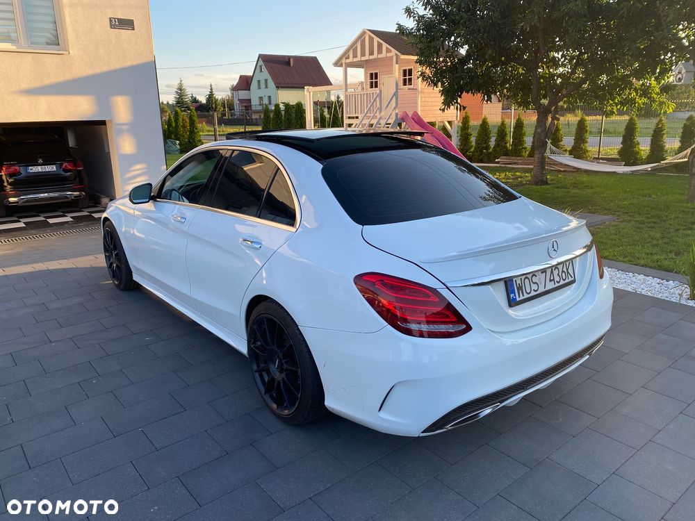 Mercedes-Benz Klasa C 300 T 9G-TRONIC AMG Line - 7
