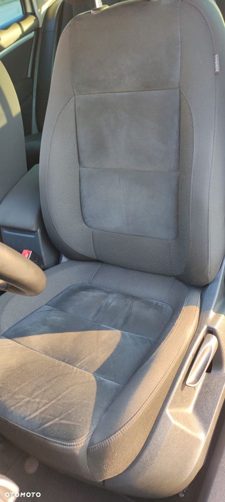 Volkswagen Tiguan 2.0 TDI SCR 4MOTION BlueMotion Technology DSG Sport & Style - 20