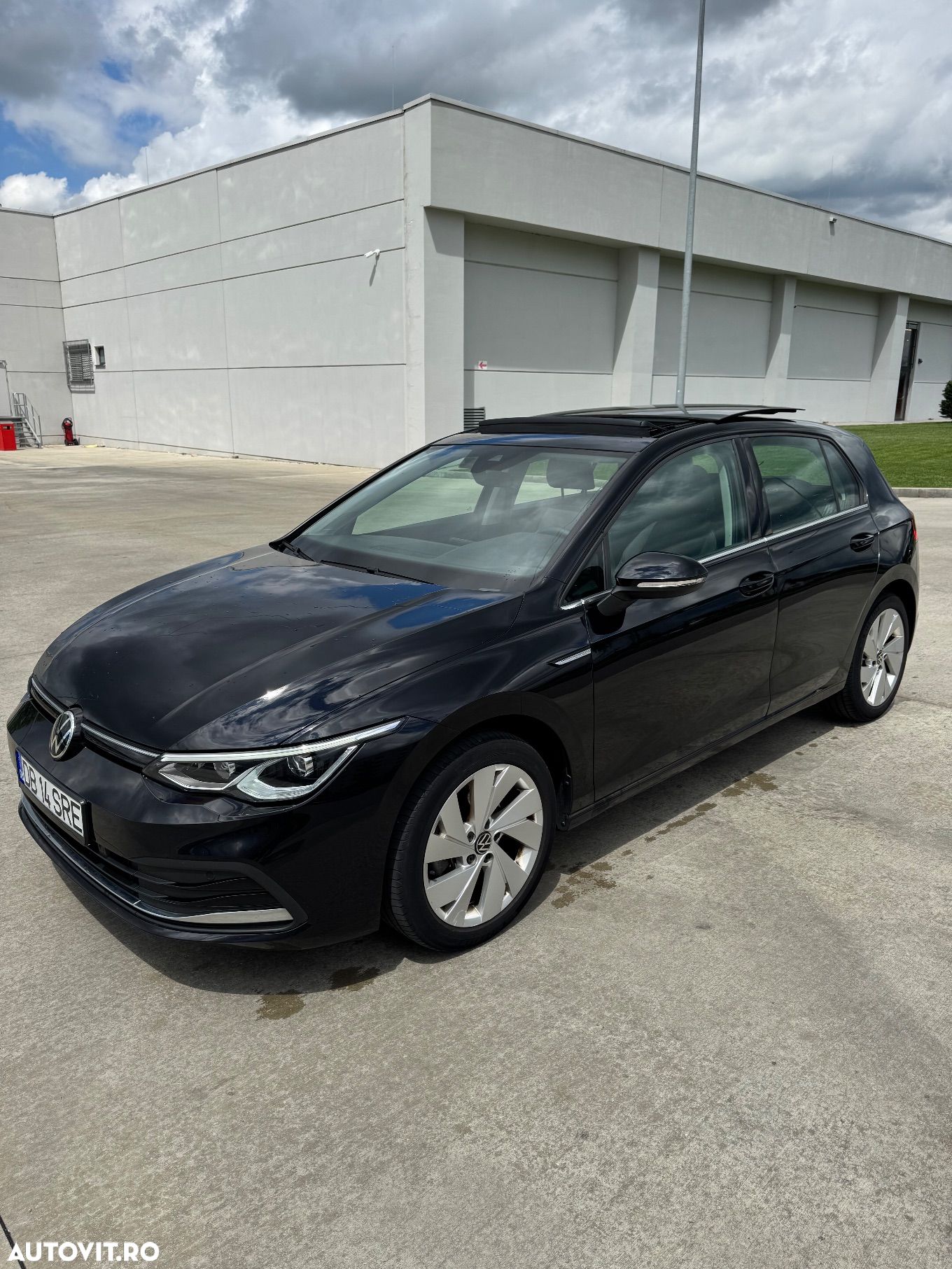 Volkswagen Golf 1.5 eTSI ACT DSG MHEV Style - 1