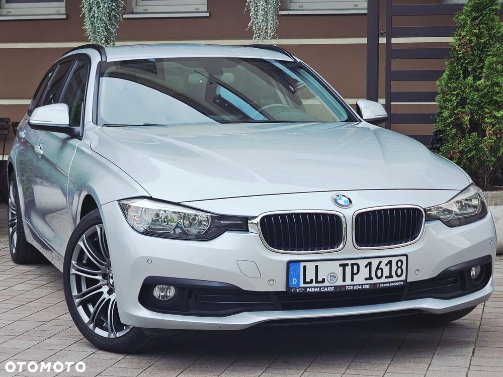 BMW Seria 3 318d Touring Sport Line - 2