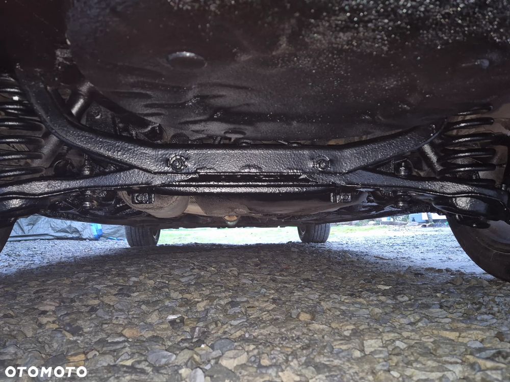 Ford Focus 1.8 FF Trend - 9