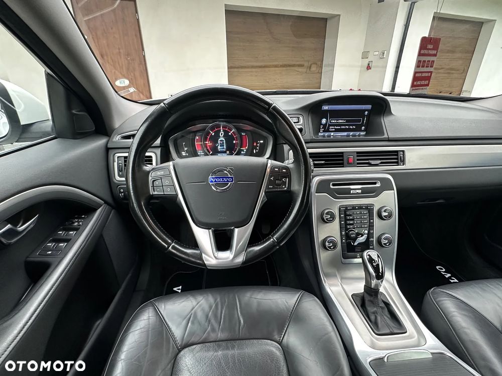Volvo V70 D4 Geartronic Summum - 12