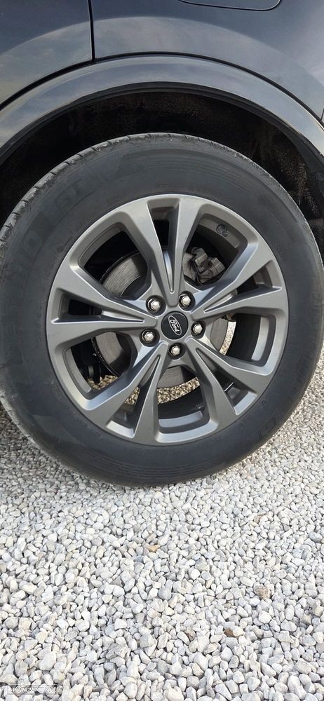 Ford Kuga - 8