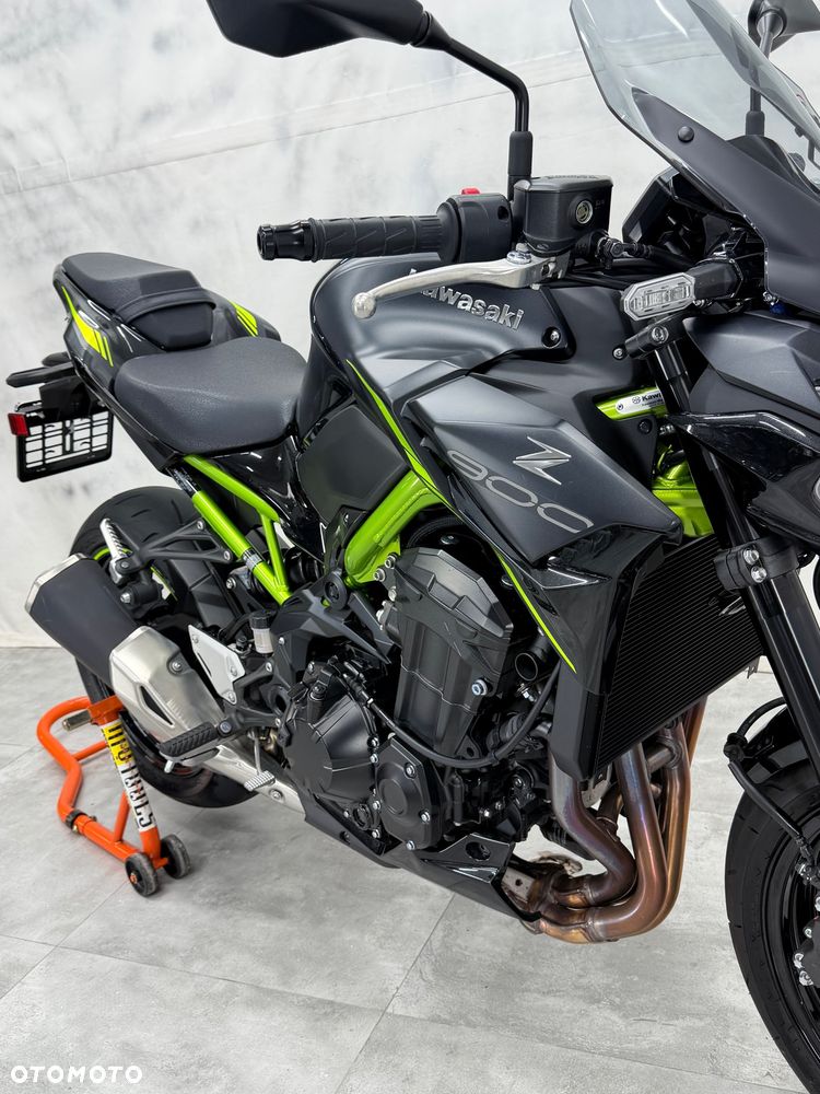 Kawasaki Z 900 - 24