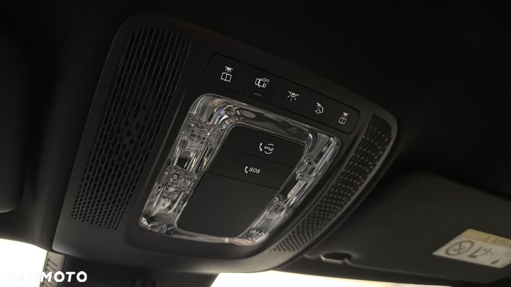 Mercedes-Benz Klasa A 200 7G-DCT - 30