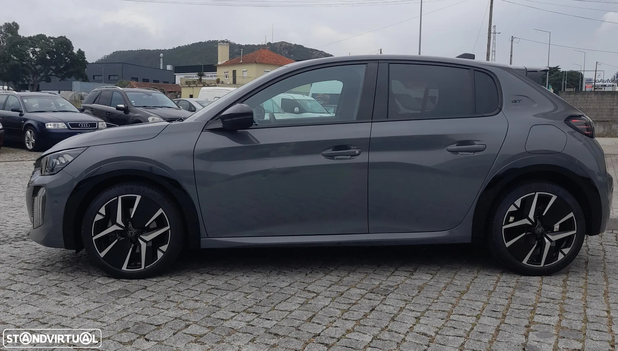 Peugeot 208 1.2 Hybrid GT e-DCS6 - 2