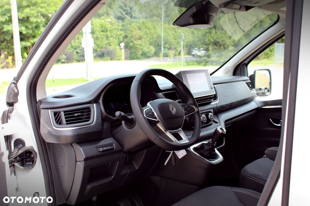 Renault Trafic - 18