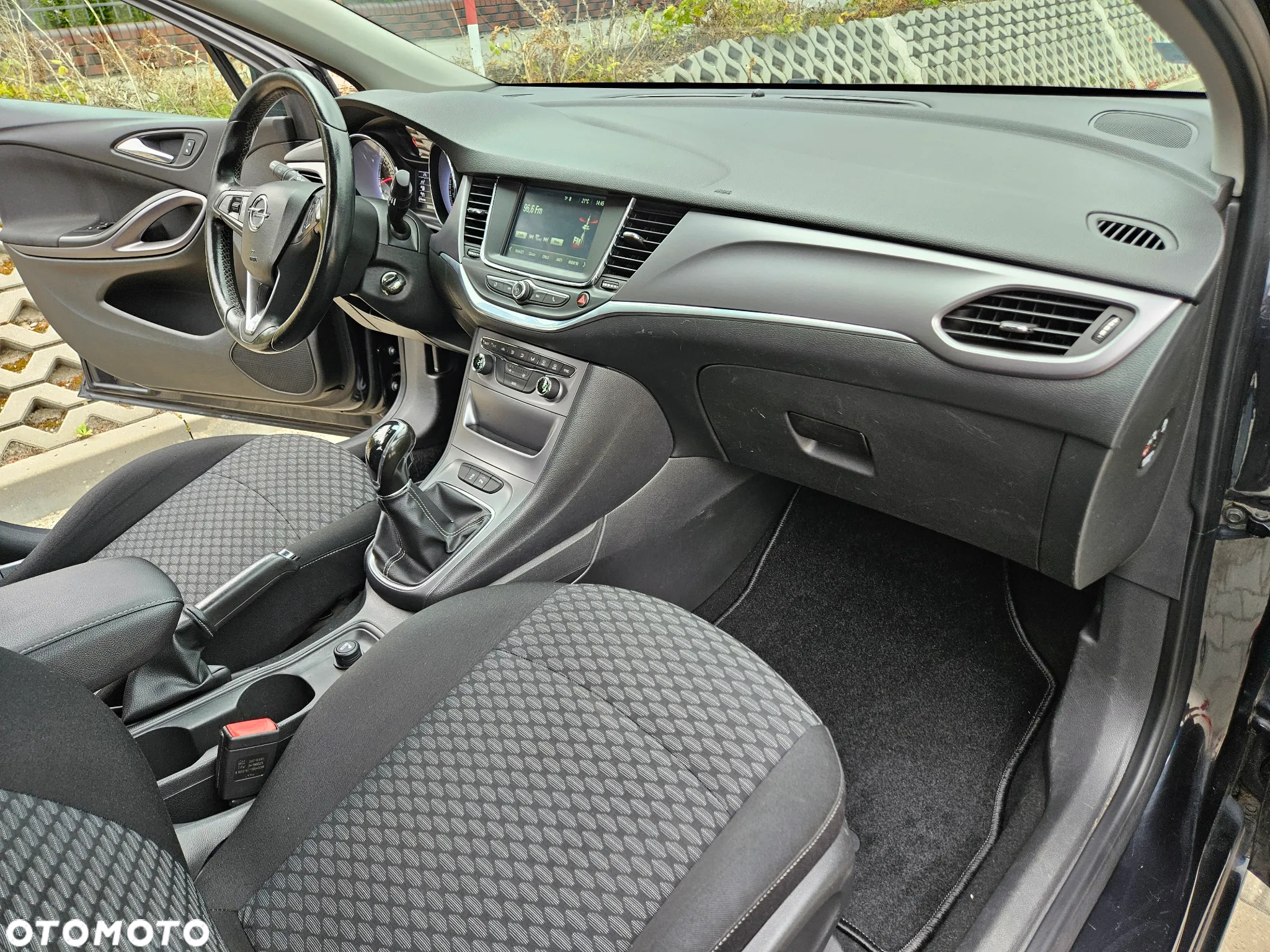 Opel Astra V 1.4 T Enjoy - 16