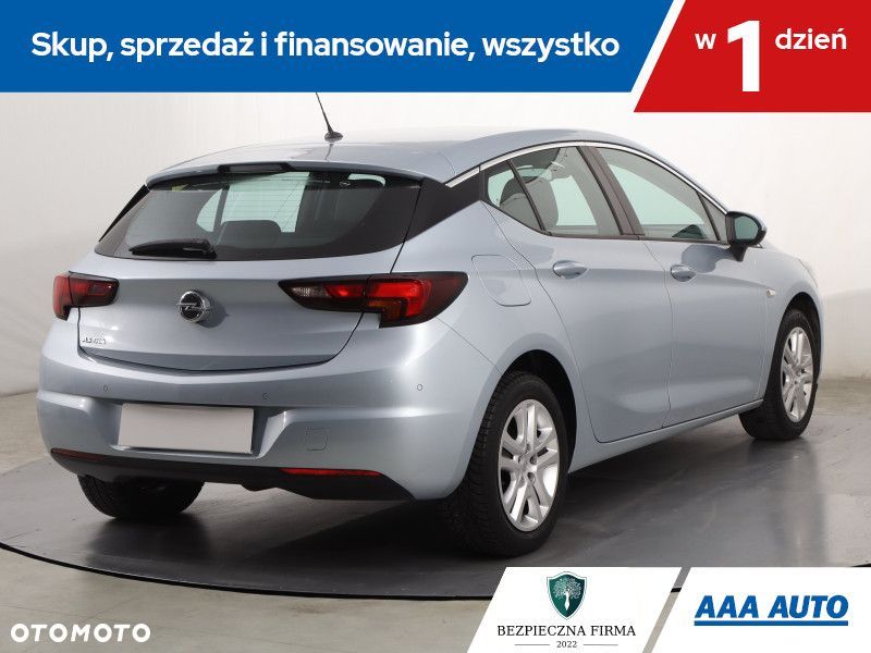 Opel Astra - 7