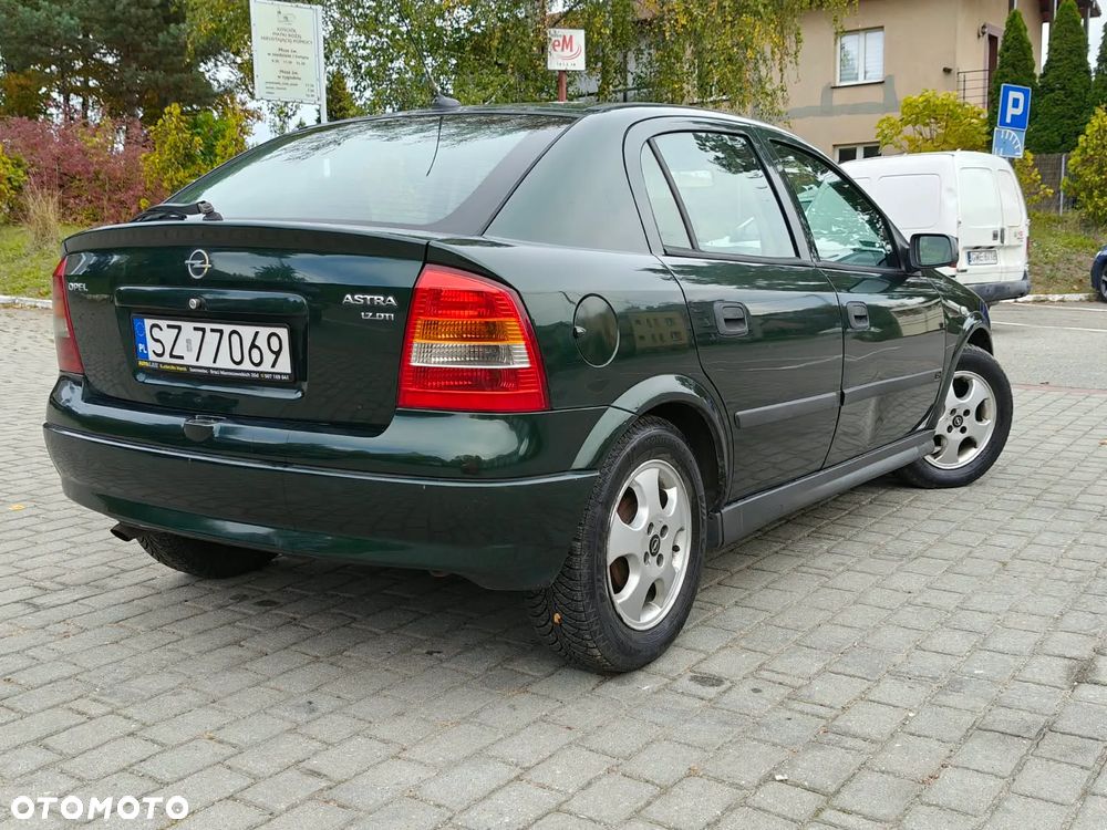 Opel Astra 2001 photo 2
