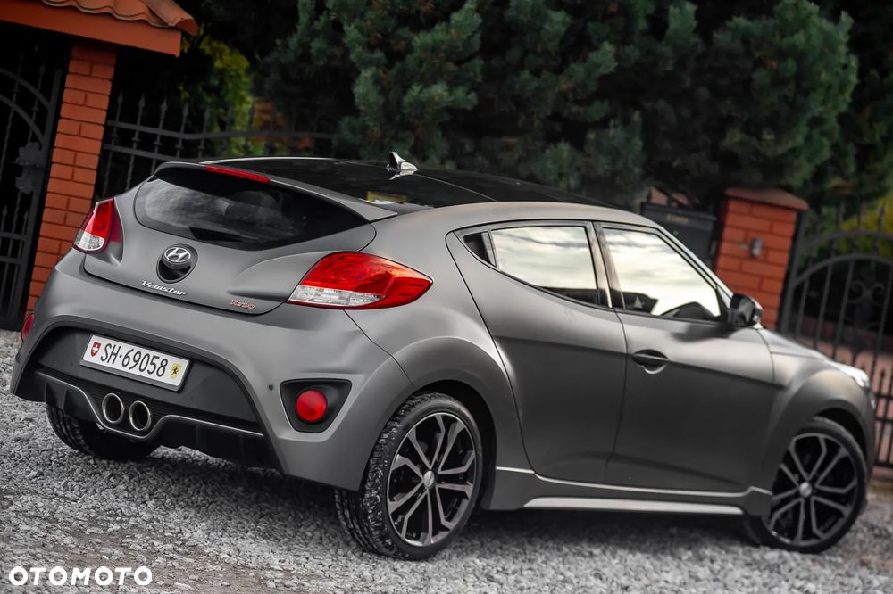 Hyundai Veloster 1.6 Turbo Matt Finish - 13